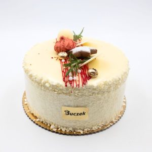 Tort śmietankowo-truskawkowy